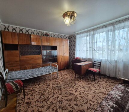 Предлагаем купить просторную   3-комнатную квартиру в по  ул. Крупской