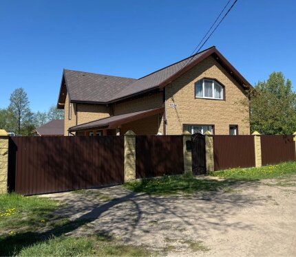 Просторный и теплый дом с красивым видом.