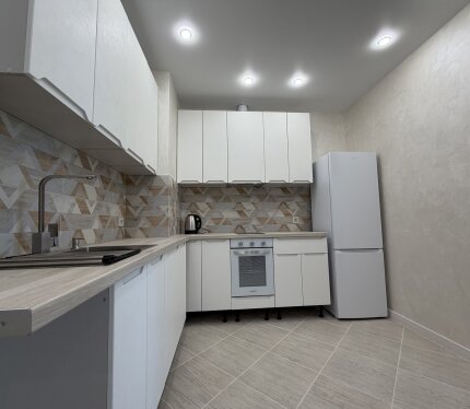 Жореса Алфёрова 1, Аренда 2-комнатной квартиры