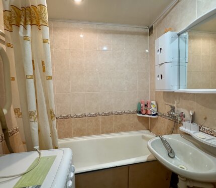 Продается квартира в кирпичном доме по улице Актюбинская