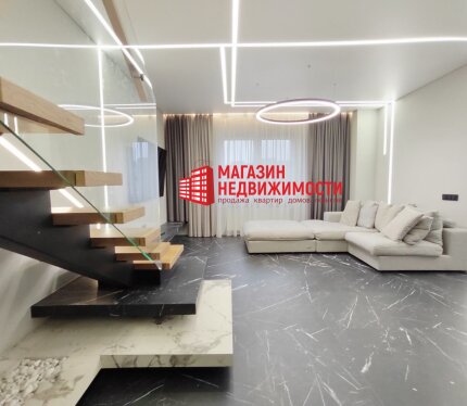 Аренда 2-комнатной двухуровневой квартиры с дизайнерским ремонтом