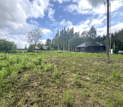 Продаётся участок по среди леса 9,25 сот. ((ЧС) (23км от МКАД, 30 минут на авто)).