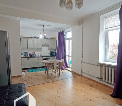 4-х комнатная «сталинка» в центре Лиды. ул. Советская,36