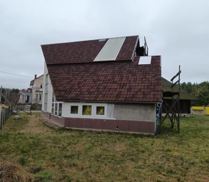 Продается дом (коробка) с участком в Солигорске.