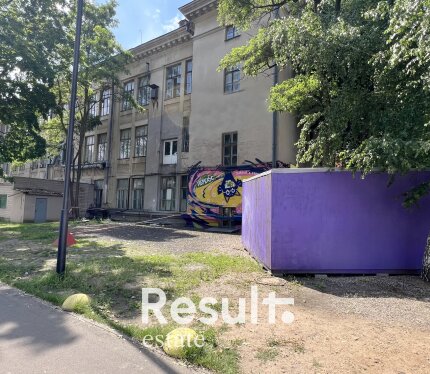 Аренда офиса 1500 кв.м. на 3 этаже административного здания на Независимости 95/9 .
