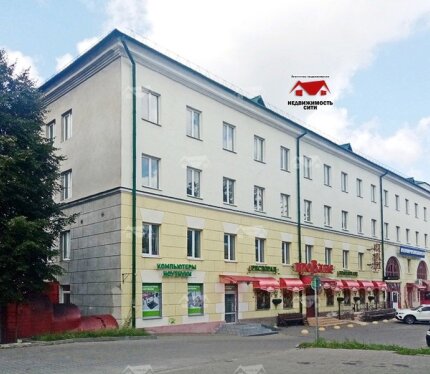 Просторное помещение в торговом центре "Спутник"