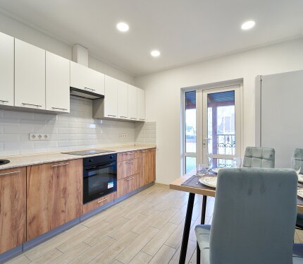 Совершенно новый коттедж со всеми коммуникациями в Дубровке!