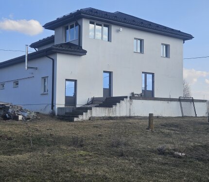 возможен обмен на квартиру в Минске в нововостройке.