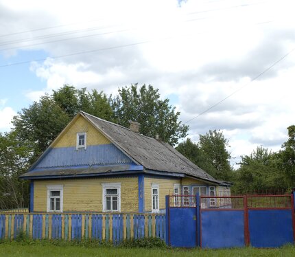 Недорогой дом с двумя участками 17,7 и 7,3 сотки в частной собственности. 73 км от МКАД