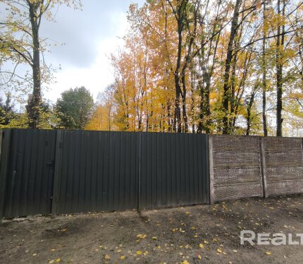 Продается участок 10 соток в аг. Ратомка, ул Красивая.