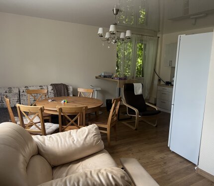 Сдается 2х этажный дом со всеми удобствами, баня, большой участок 