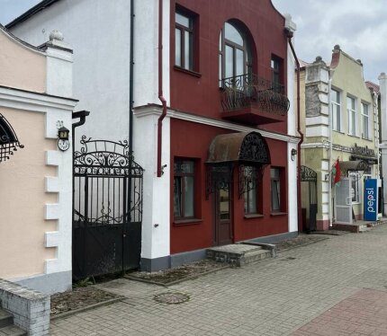 здание в центре Дятлова