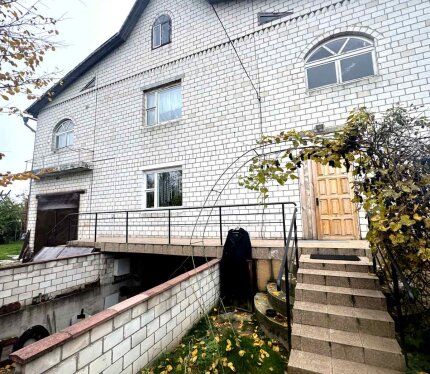 Дом ул Полевая, аг. Красное