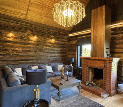 В продаже загородный дом с эксклюзивным авторским дизайном!