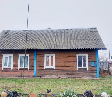 Одноэтажный деревянный жилой дом