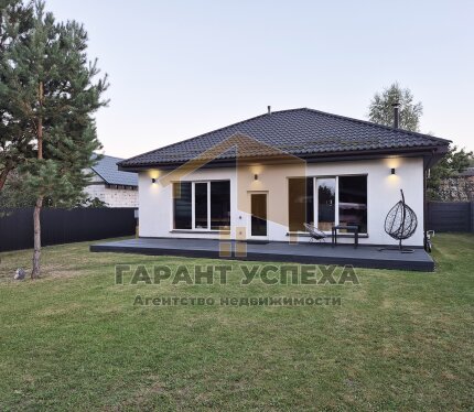 Лот 9263. Продажа жилой дачи у Каменецкого кольца