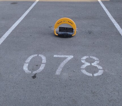 Сдам машино-место в комплексе Левада. Нововиленская 57/3