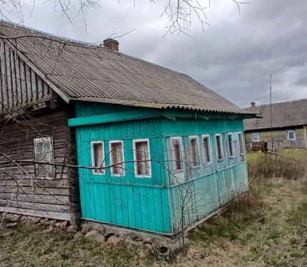 Продается уютный небольшой дом с  участком в 50 км от Минска.