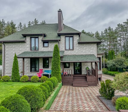 Продается коттедж в агрогородке Ратомка