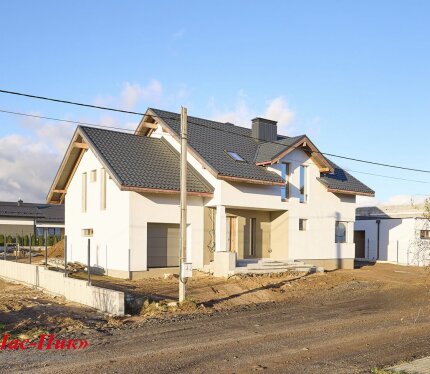 Коттедж в престижном закрытом коттеджном посёлке "Водолей-2010"; лес, водохранилище "Вяча"