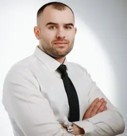 Фото специалиста