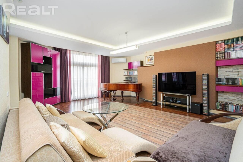 Фото