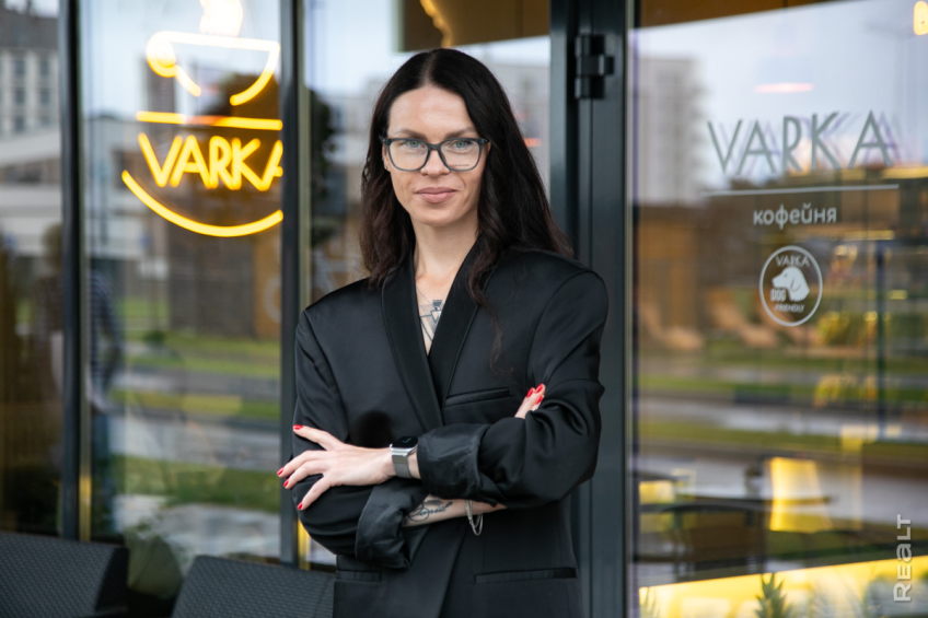 Екатерина — руководитель отдела коммуникаций бренда VARKA